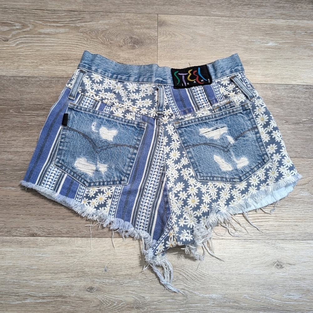 Vintage STEEL Denim Jean Shorts Daisy Flower Floral Distressed Cut Off High